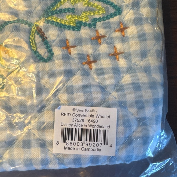 Disney x Vera Bradley Convertible Wristlet - Picture 3 of 4